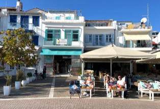 Skiathos, Hauptort
