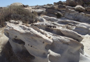 Bizarre Steinformationen, Paros