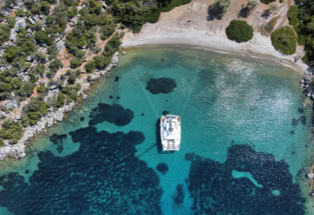 Segelruheplatz auf Peristera