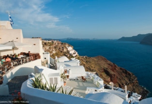 Santorin, Stadtszene