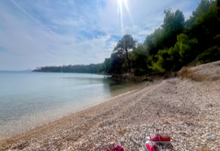 Kiesstrand, Alonissos
