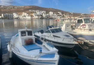 Loutra, Hafen von Kythnos